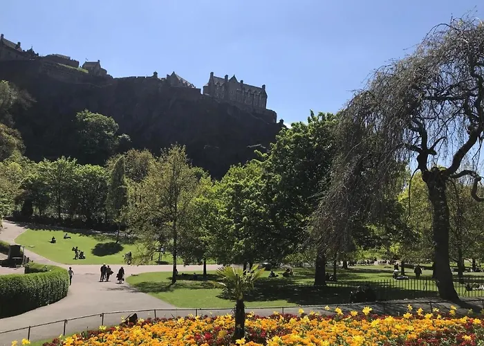 1 Bedrooms Flat In Central Edinburgh Haymarket, Heart Of Edinburgh Flat Sleeps 4
